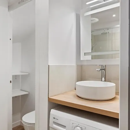 With Outdoor Area 10 Min From Rouen Appartement *