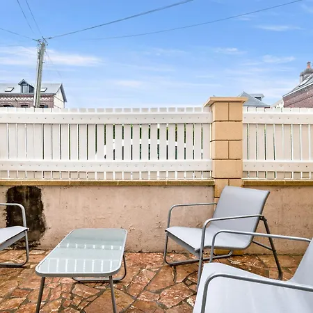 Apartament With Outdoor Area 10 Min From Rouen *